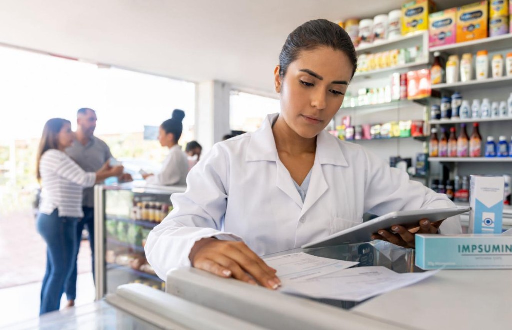 Pharmacienne en recherche d'information