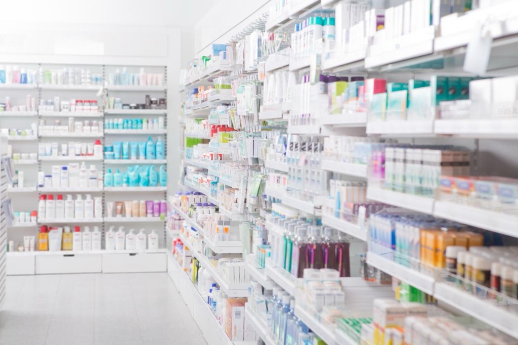 Rayon pharmacie avec nombreuses références